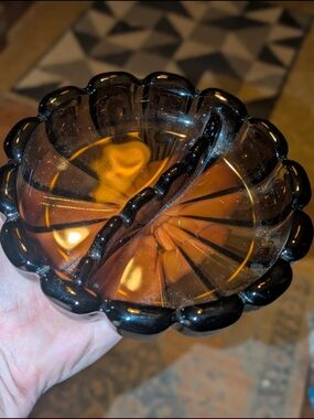 MCM - Vintage Mod Century 50s VIKING Glass - AMBER Brown - 8" RIBBED ASHTRAY Hea